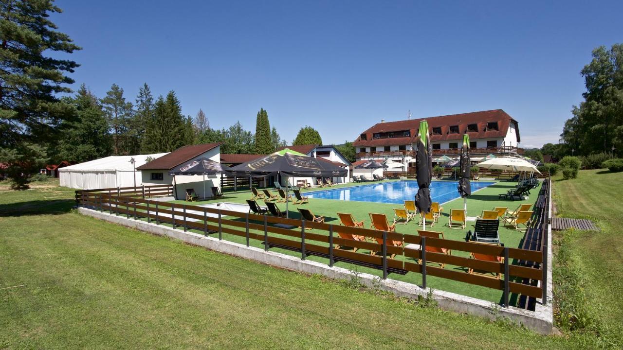 Sporthotel Kácov מראה חיצוני תמונה